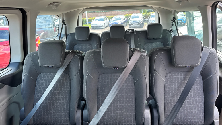 Ford Tourneo Custom 320 L1 Diesel Fwd 2.0 EcoBlue 136ps H1 Zetec 8 seater Auto